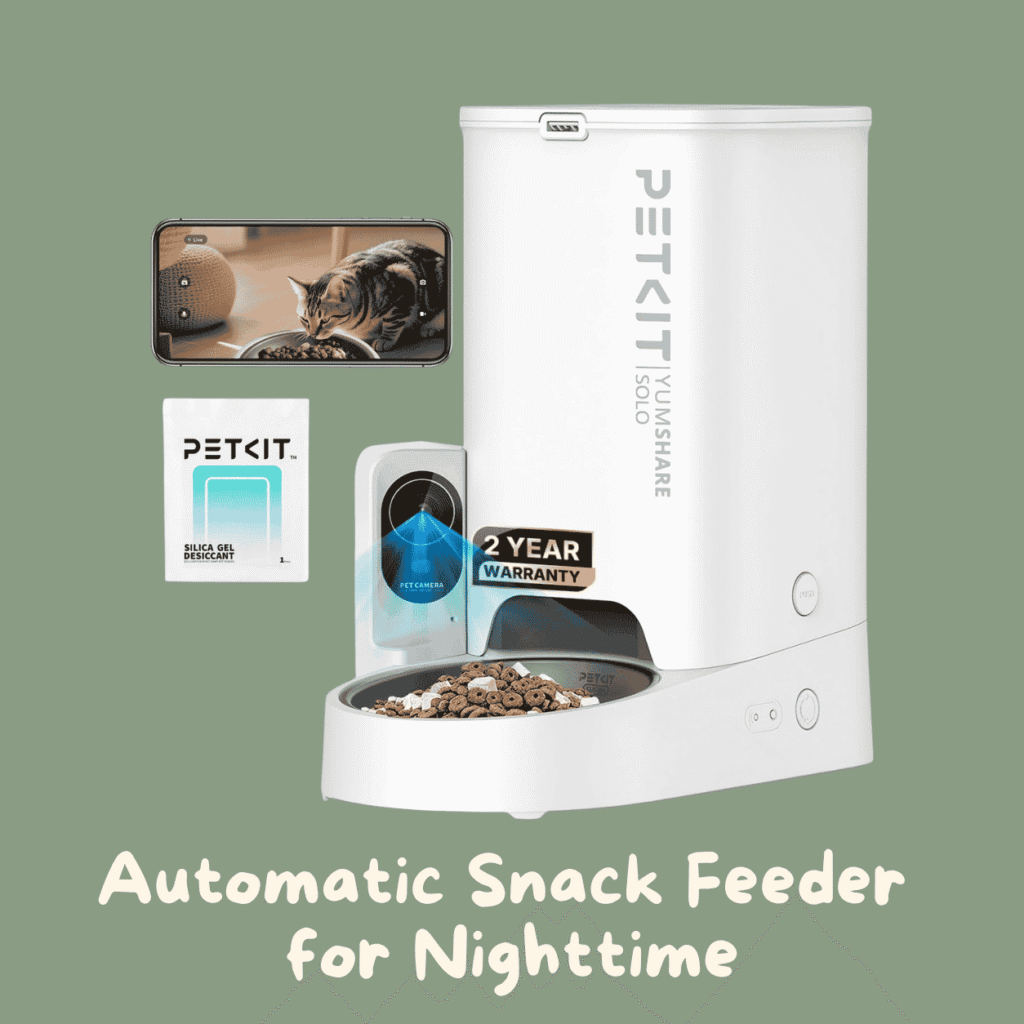 Automatic Snack feeder for cats